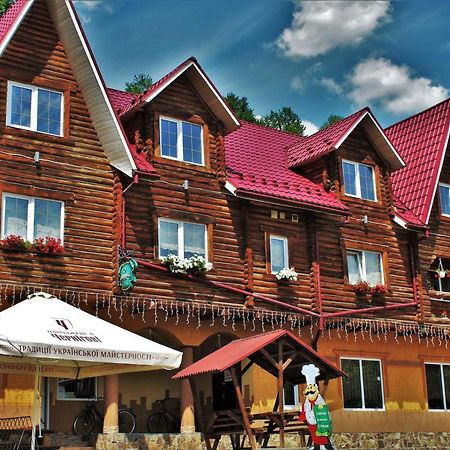 "Lian" Family Hotel & Restaurant Volosyanka  المظهر الخارجي الصورة