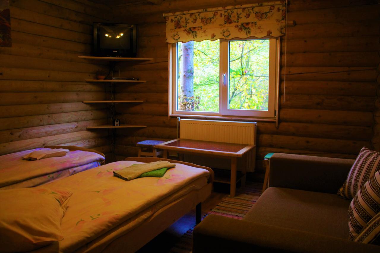 "Lian" Family Hotel & Restaurant Volosyanka  المظهر الخارجي الصورة