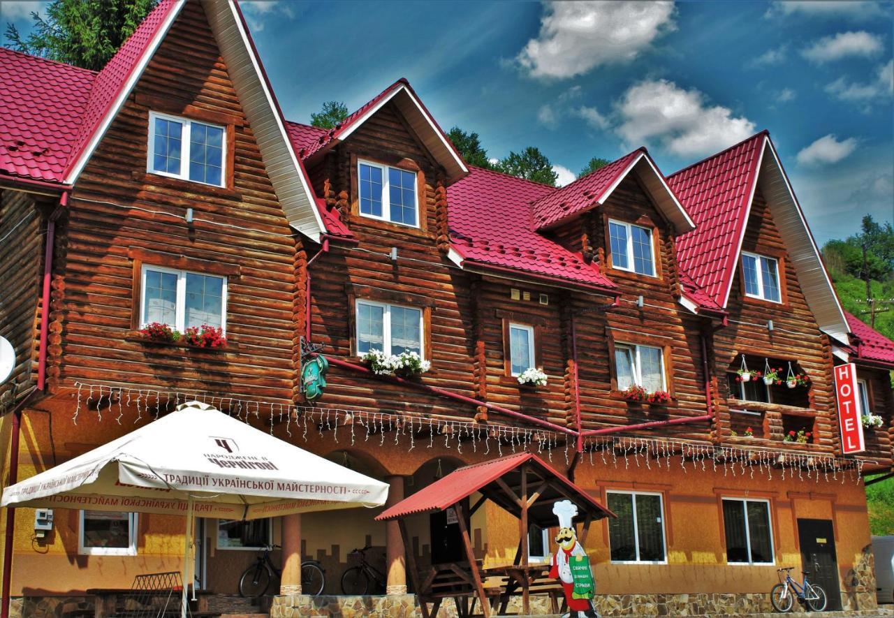 "Lian" Family Hotel & Restaurant Volosyanka  المظهر الخارجي الصورة
