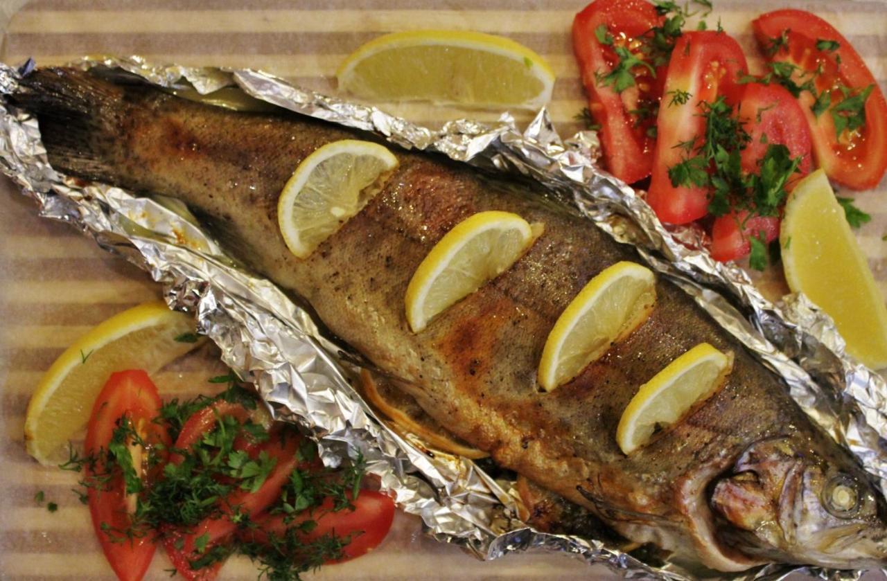 "Lian" Family Hotel & Restaurant Volosyanka  المظهر الخارجي الصورة